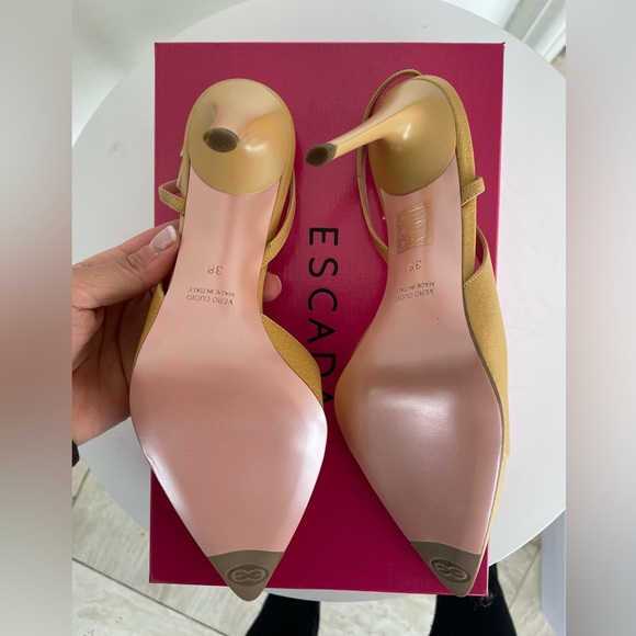 Escada Heels Size 38 - Picture 2 of 4